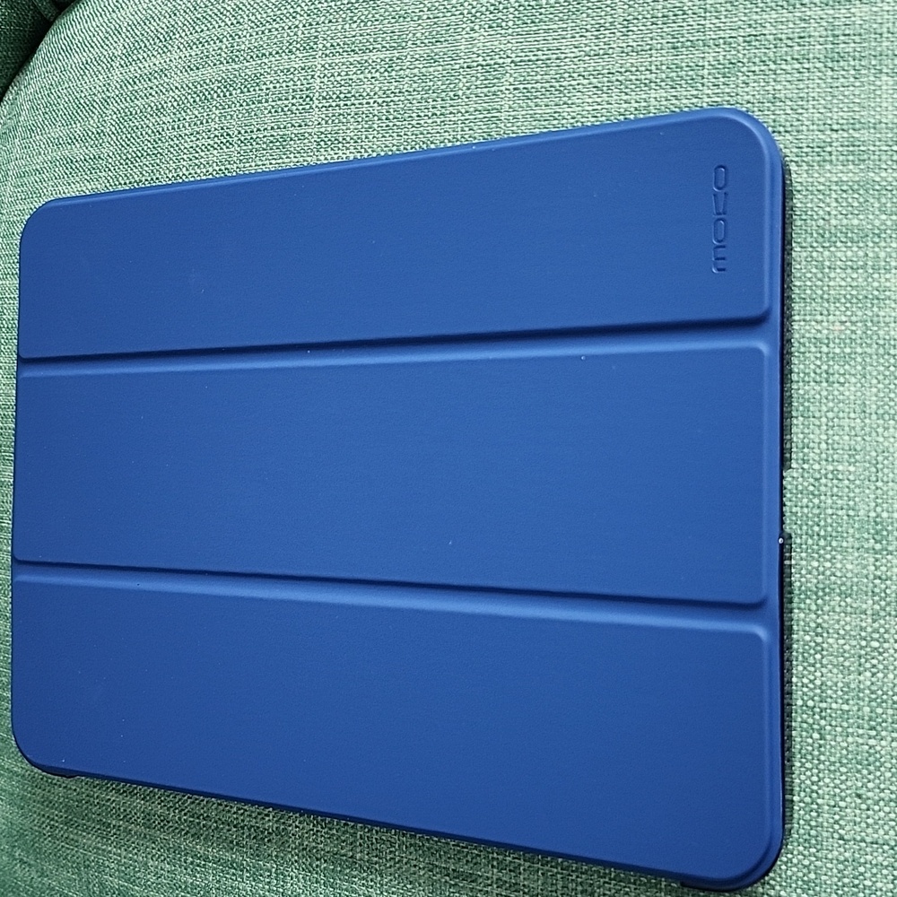 Blue IPad Tablet Case - Picture 3 of 7